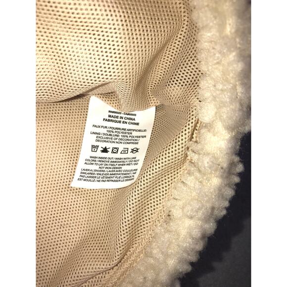 Nike Sherpa Fleece Jacket Big Swoosh Cream White Women’s M Cozycore Streetwear - Picture 6 of 9